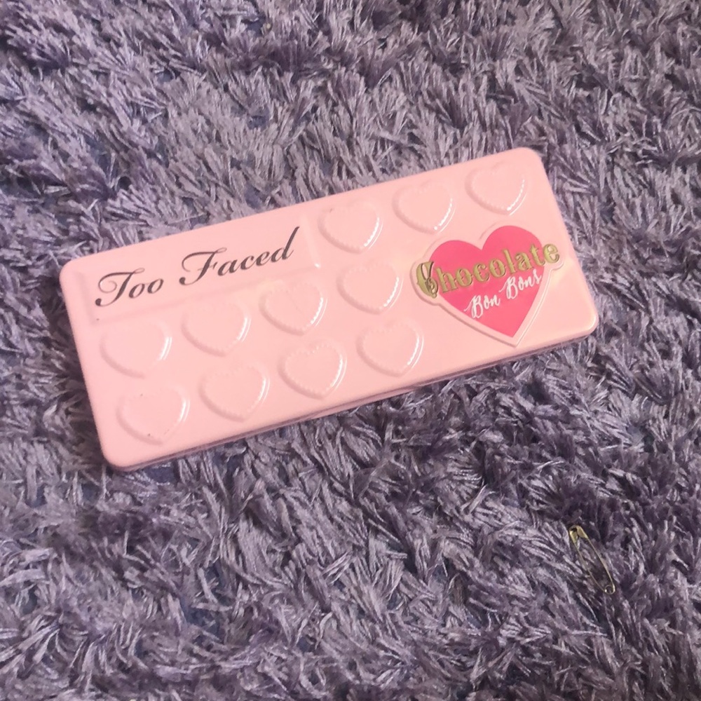 Too Faced Chocolate Bon Bon Pallet